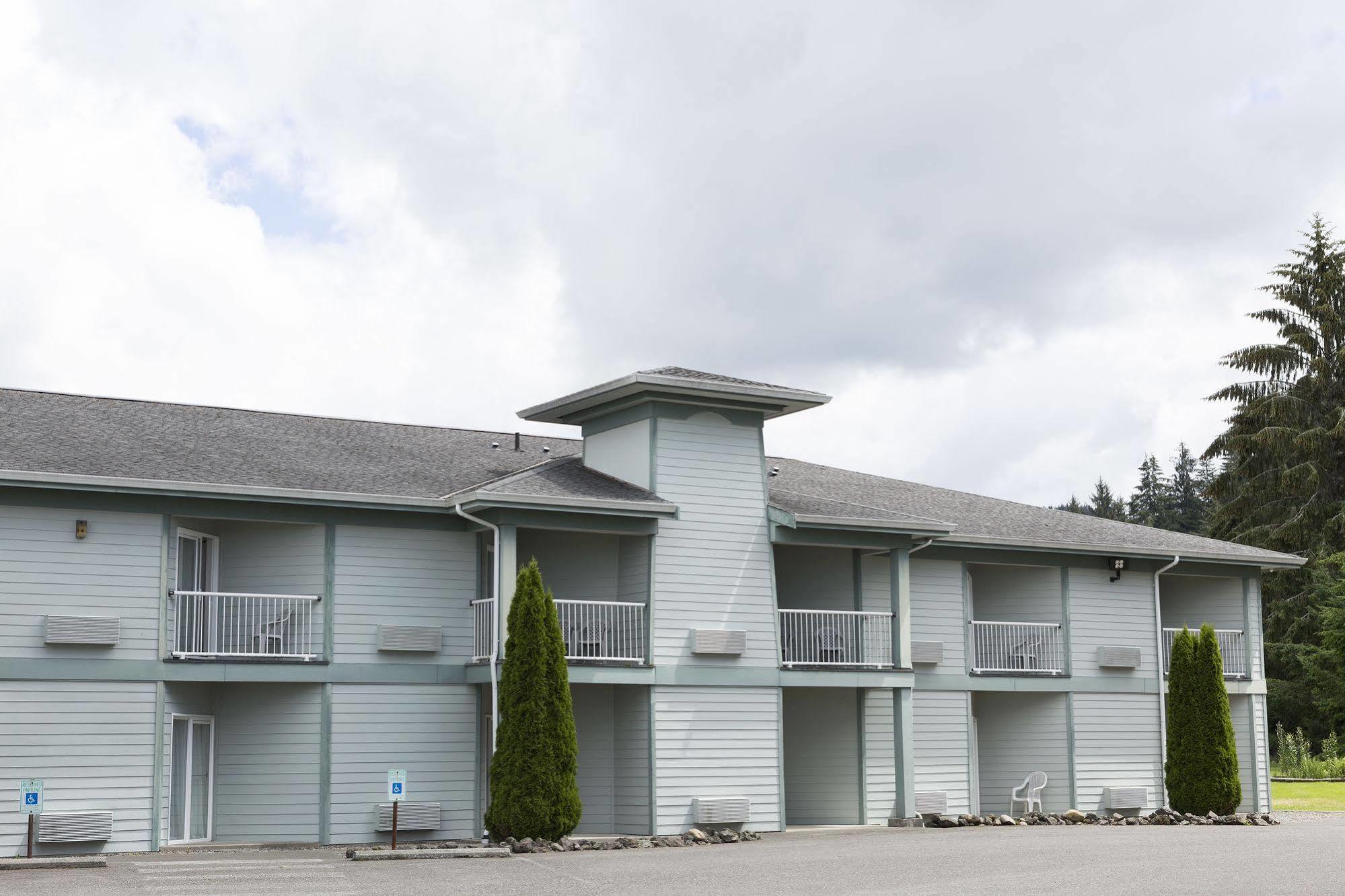 Dew Drop Inn Forks Exterior foto